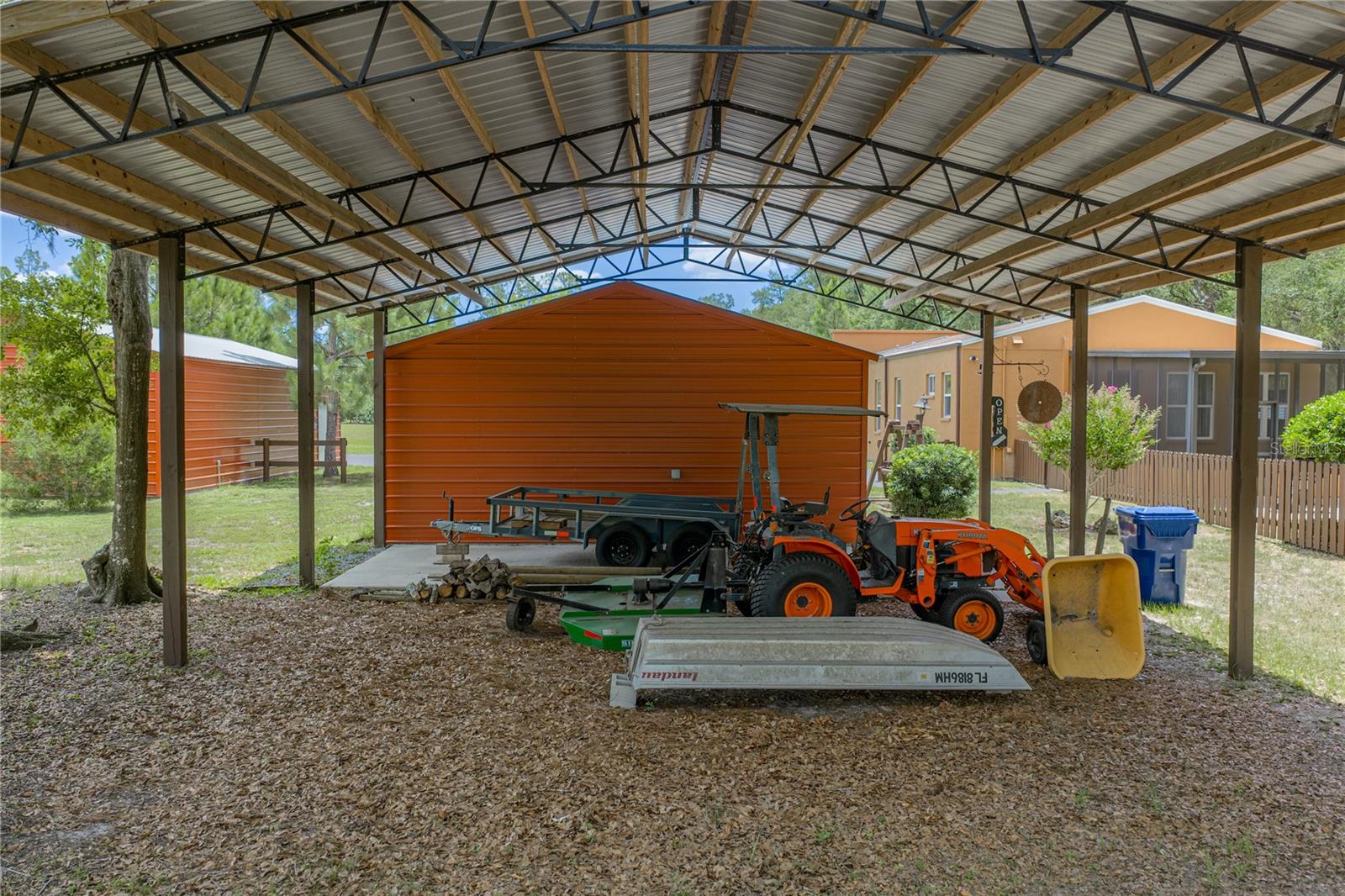 ACREAGE - Residential
