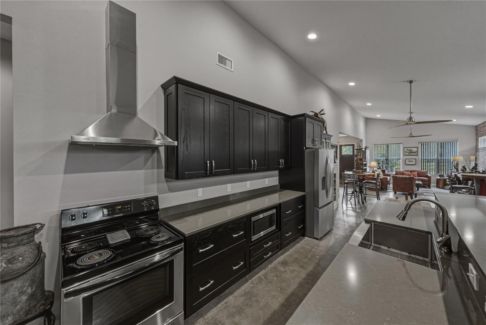 ACREAGE - Residential
