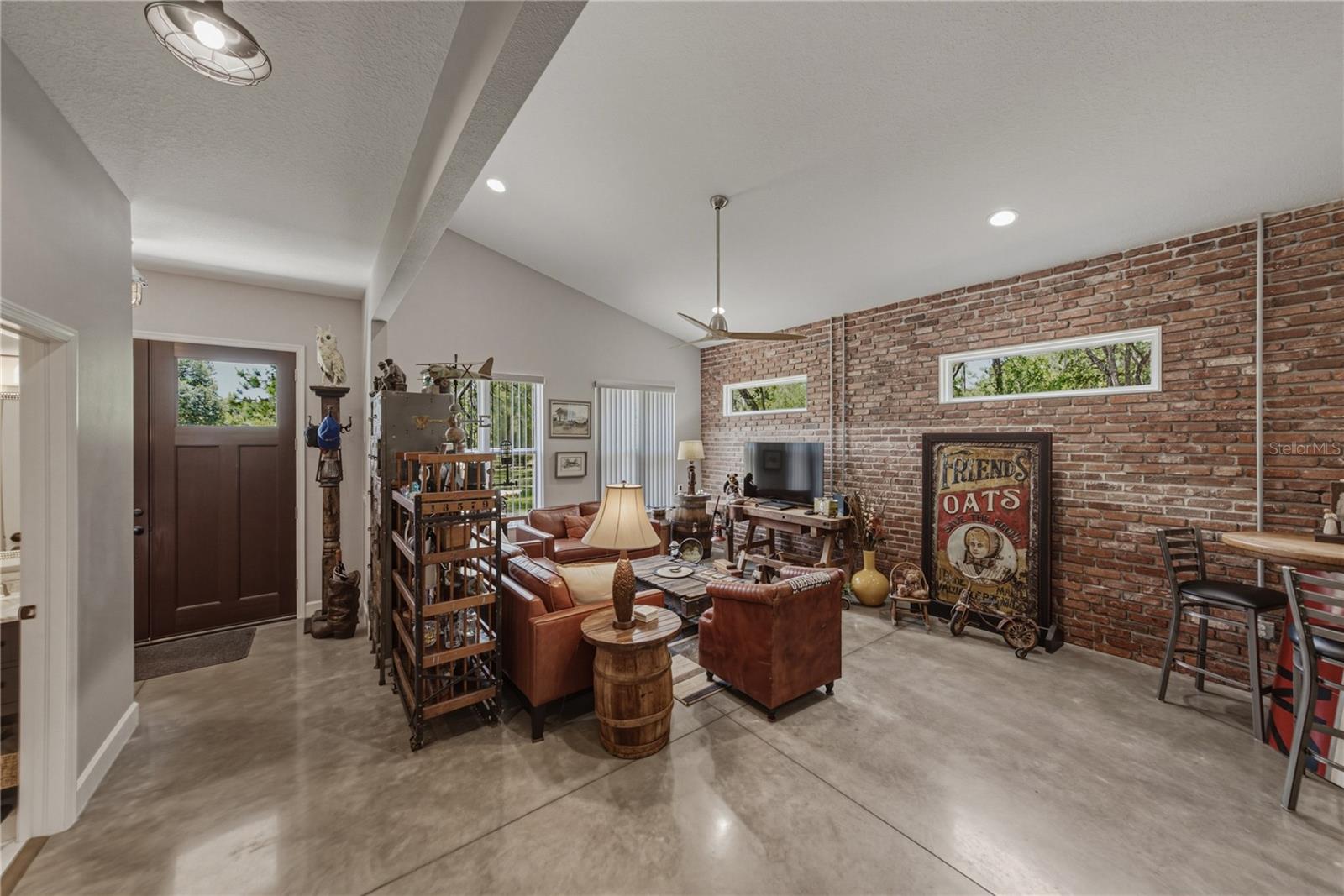 ACREAGE - Residential