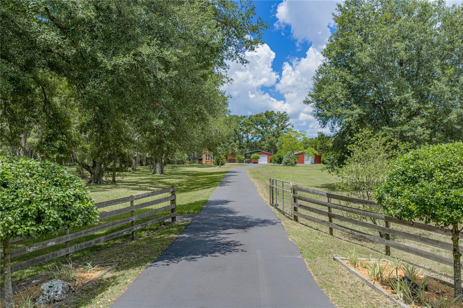ACREAGE - Residential