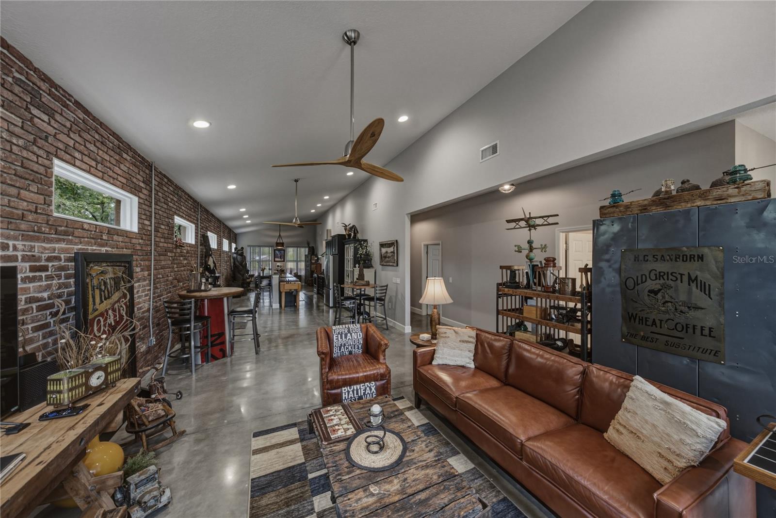 ACREAGE - Residential