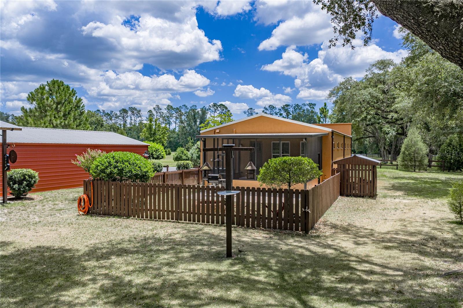 ACREAGE - Residential