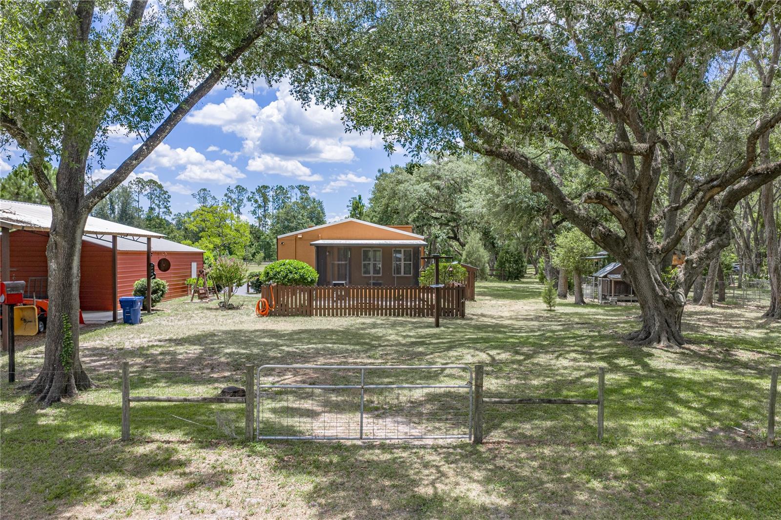 ACREAGE - Residential