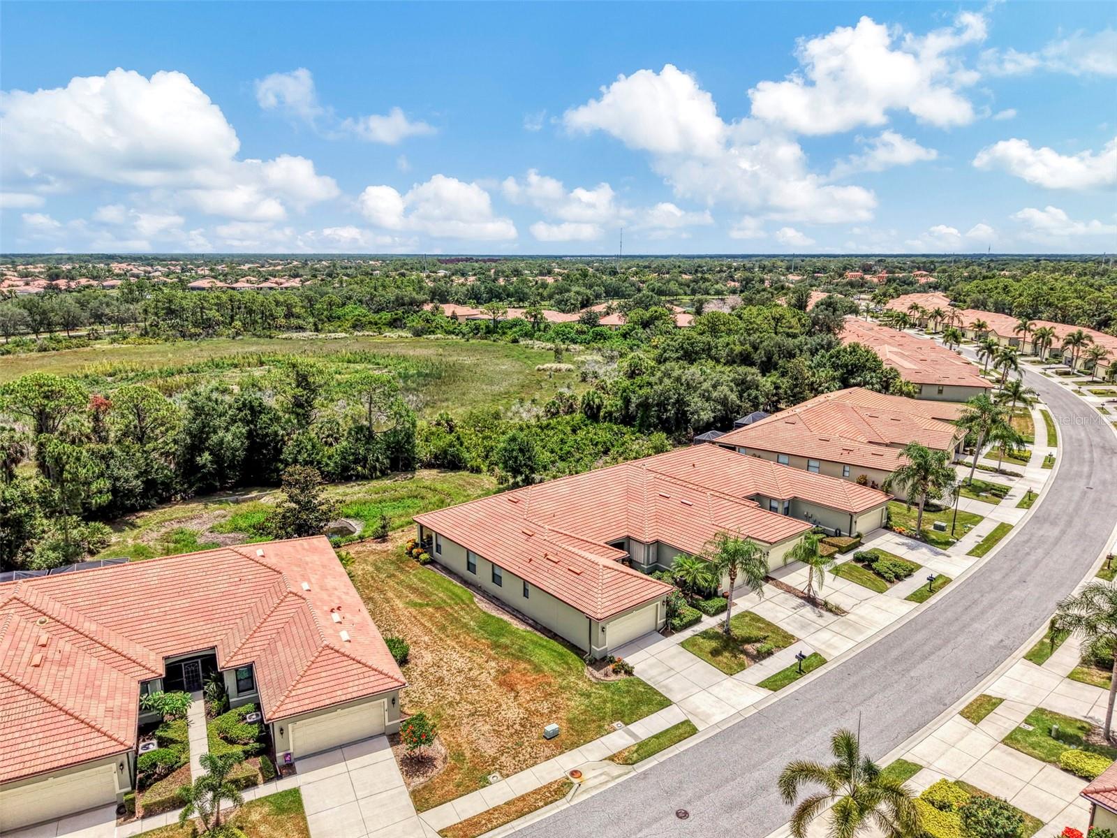 VENETIAN FALLS PH 2 - Residential