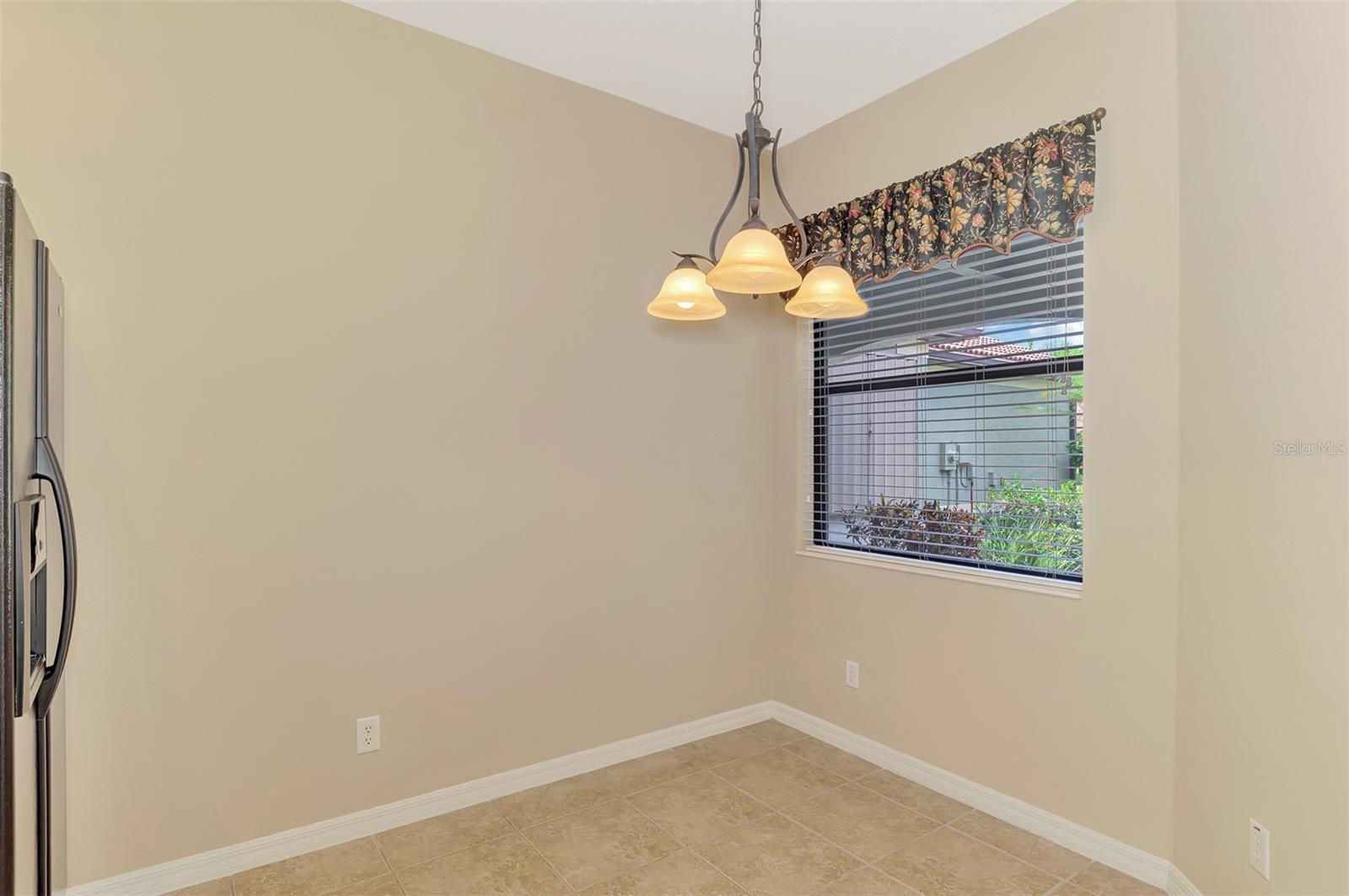 VENETIAN FALLS PH 2 - Residential