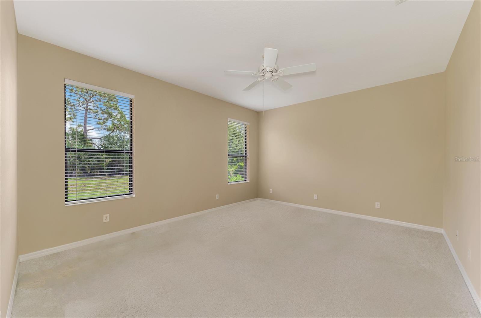 VENETIAN FALLS PH 2 - Residential