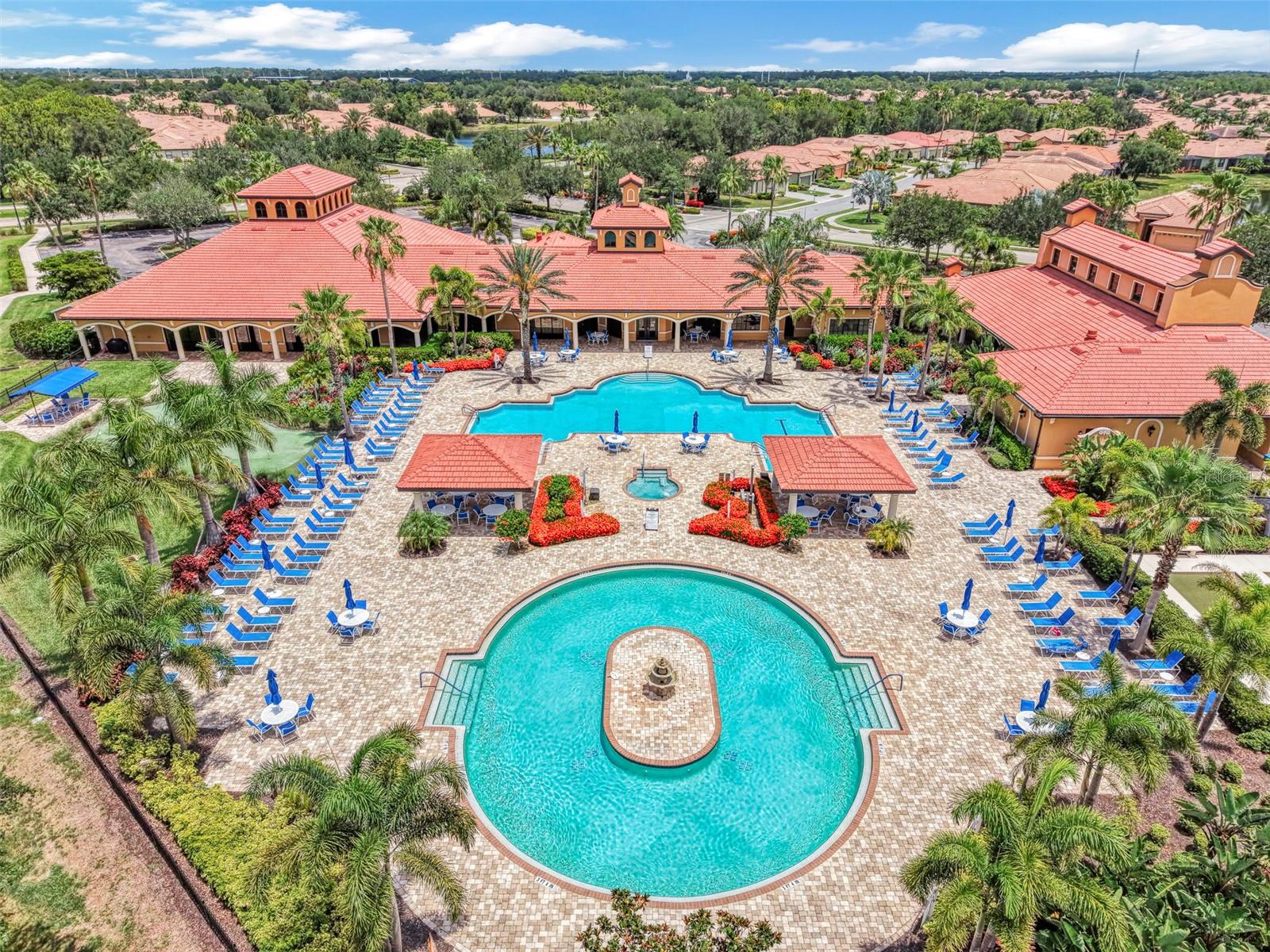 VENETIAN FALLS PH 2 - Residential