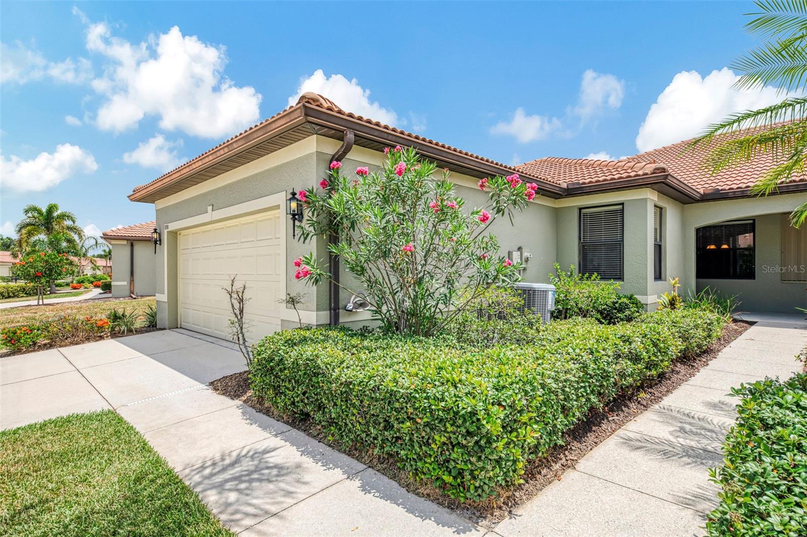 VENETIAN FALLS PH 2 - Residential