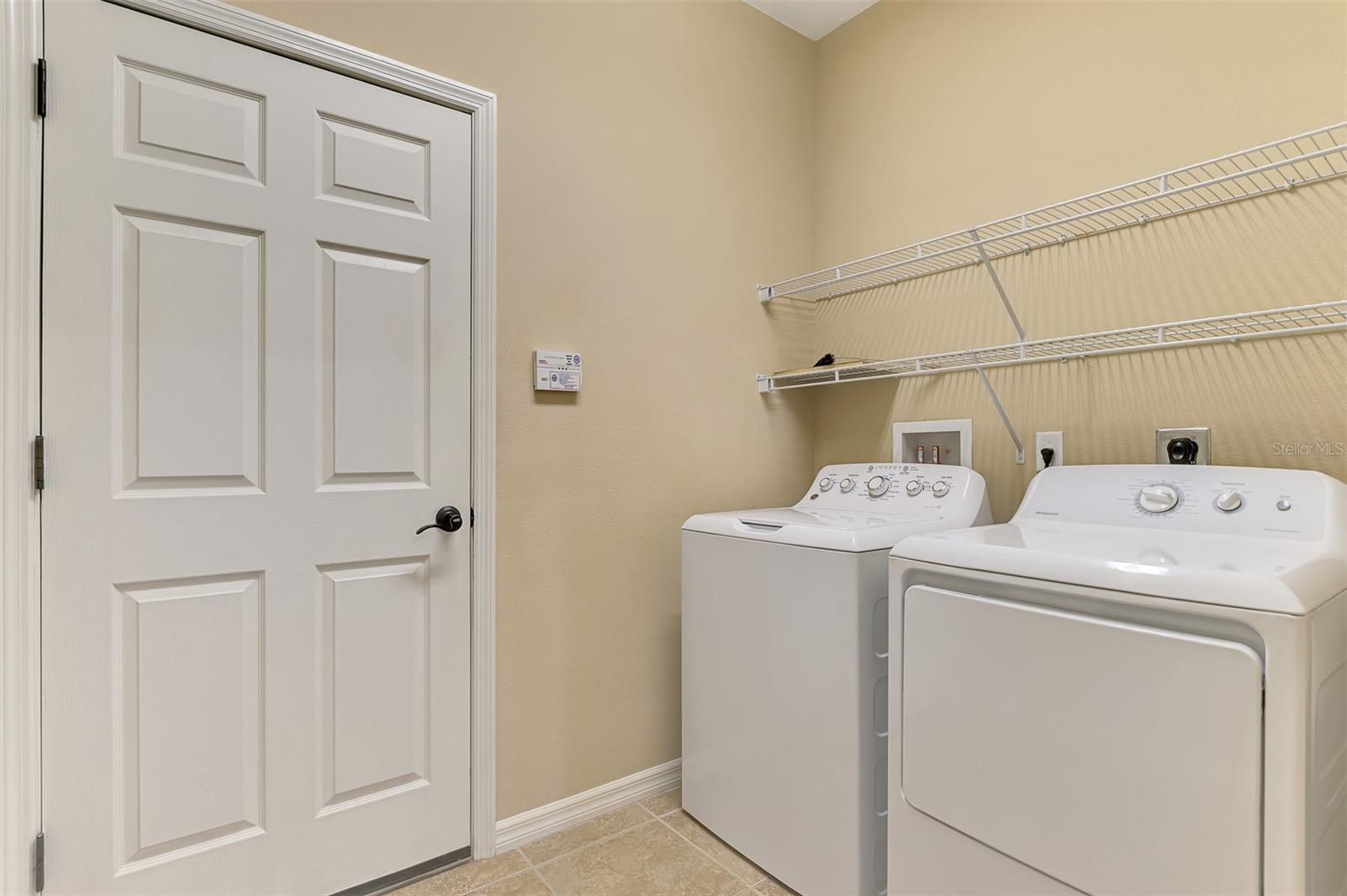VENETIAN FALLS PH 2 - Residential