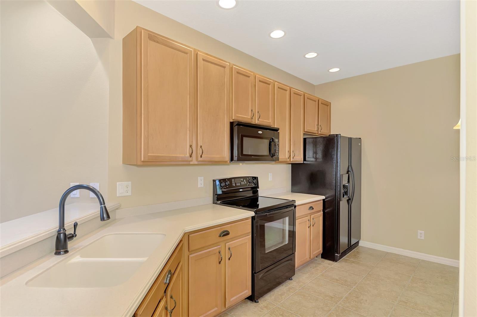 VENETIAN FALLS PH 2 - Residential