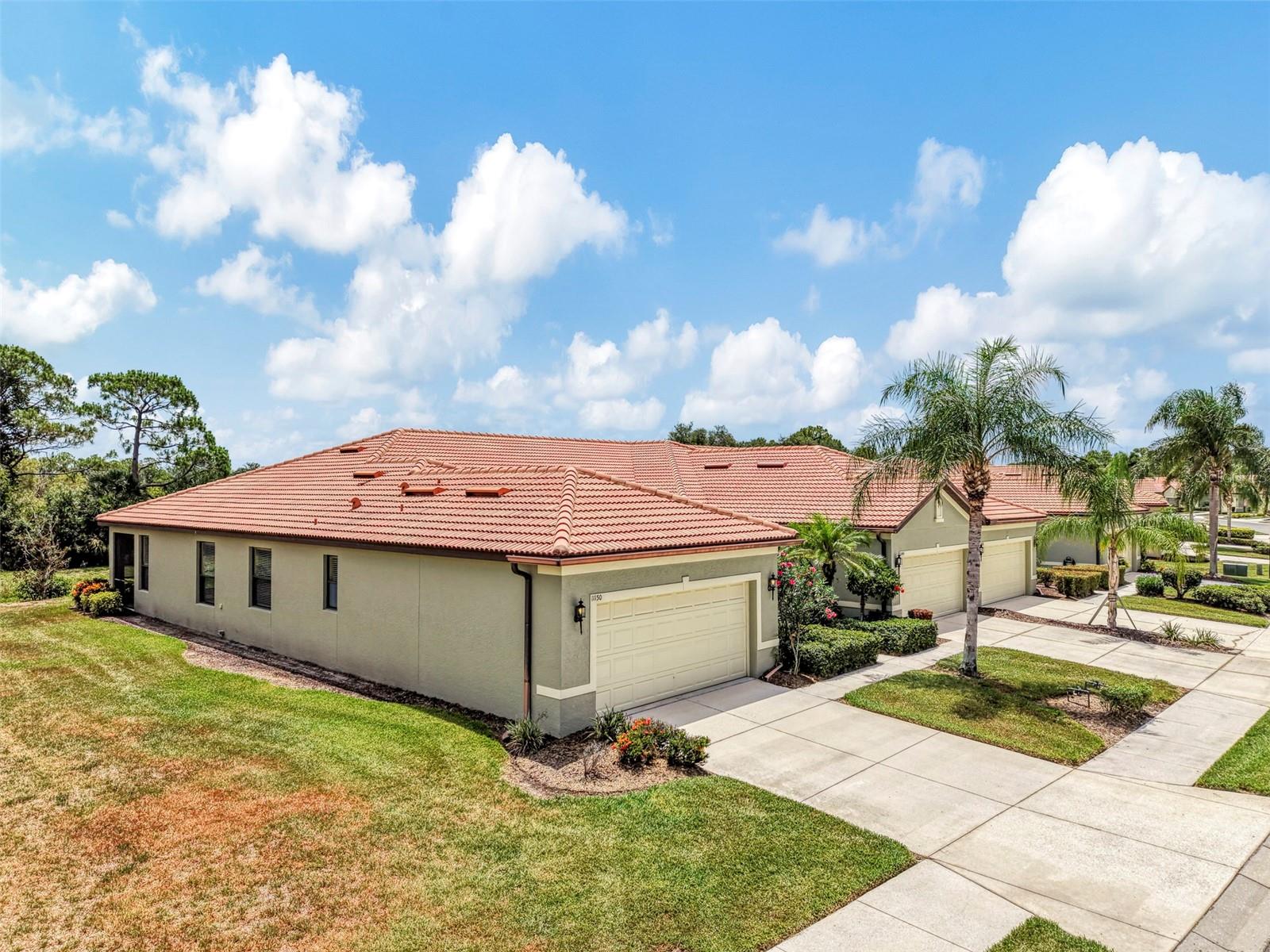 VENETIAN FALLS PH 2 - Residential