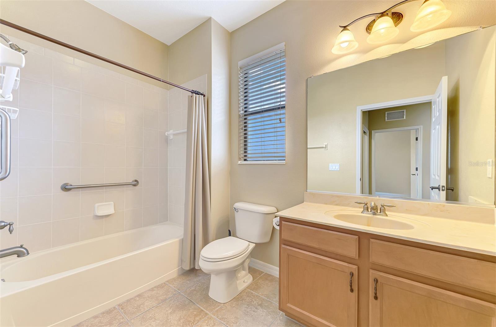 VENETIAN FALLS PH 2 - Residential
