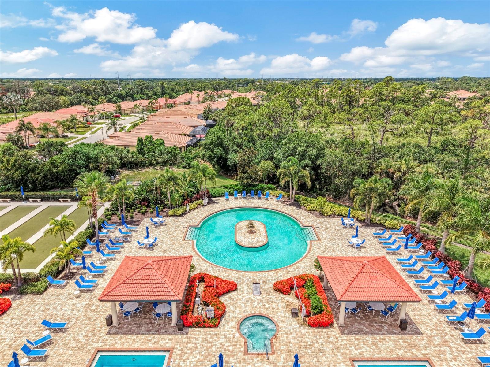 VENETIAN FALLS PH 2 - Residential