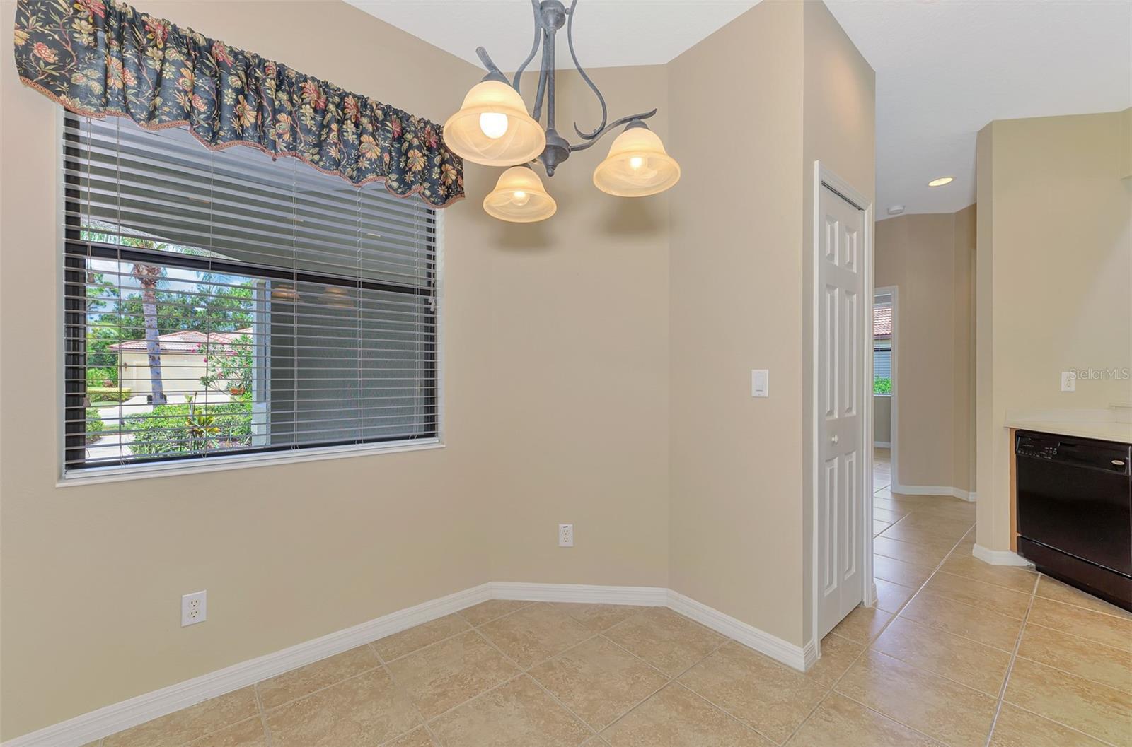VENETIAN FALLS PH 2 - Residential