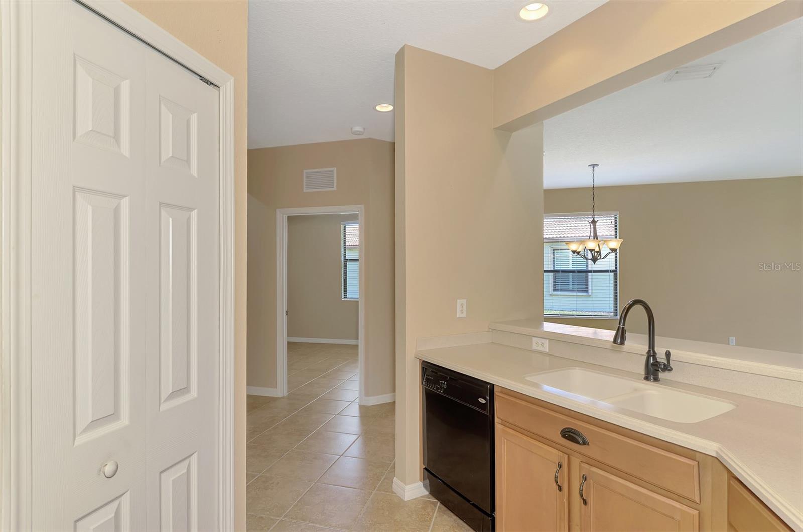 VENETIAN FALLS PH 2 - Residential