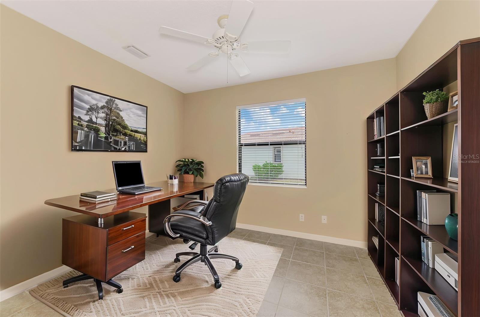 VENETIAN FALLS PH 2 - Residential