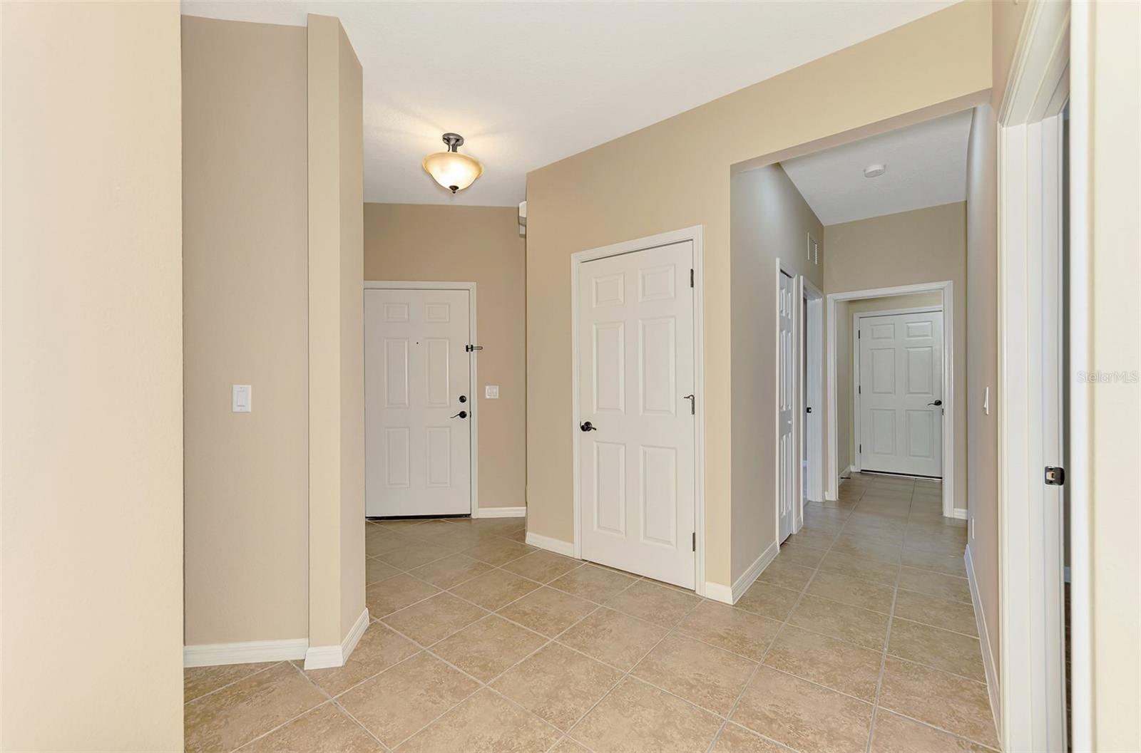 VENETIAN FALLS PH 2 - Residential