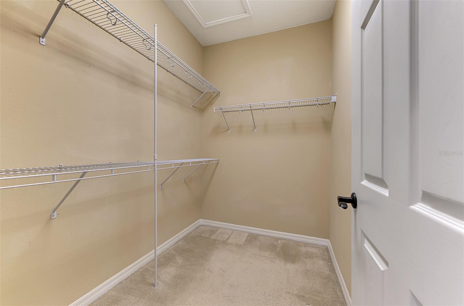 VENETIAN FALLS PH 2 - Residential