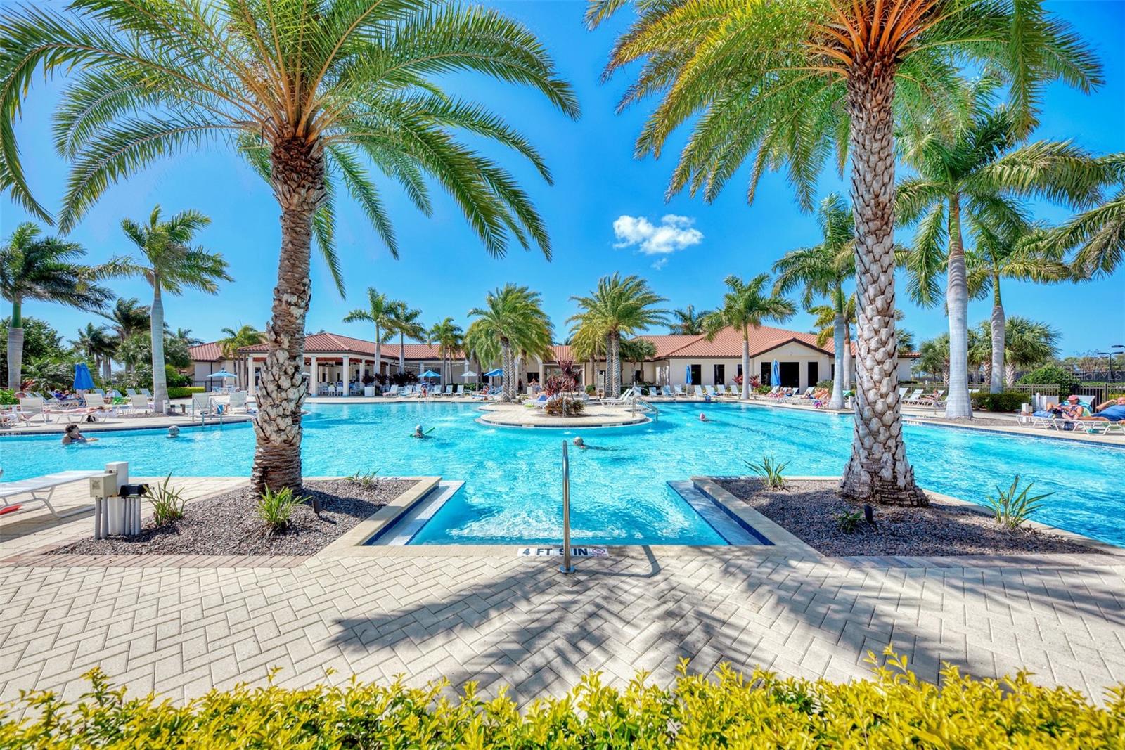 SARASOTA NATIONAL PH 8 - Residential