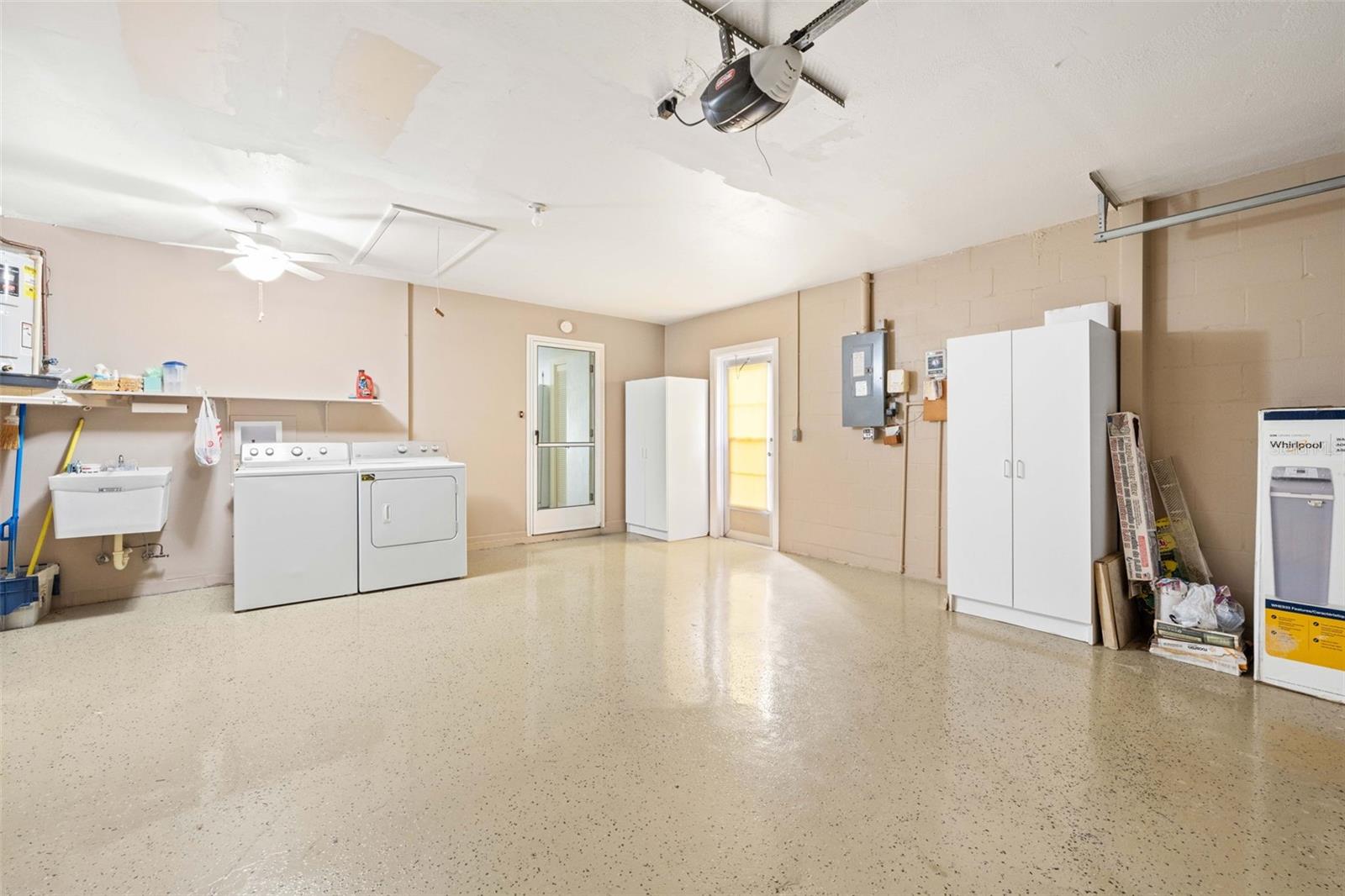 TIMBER PINES - Residential