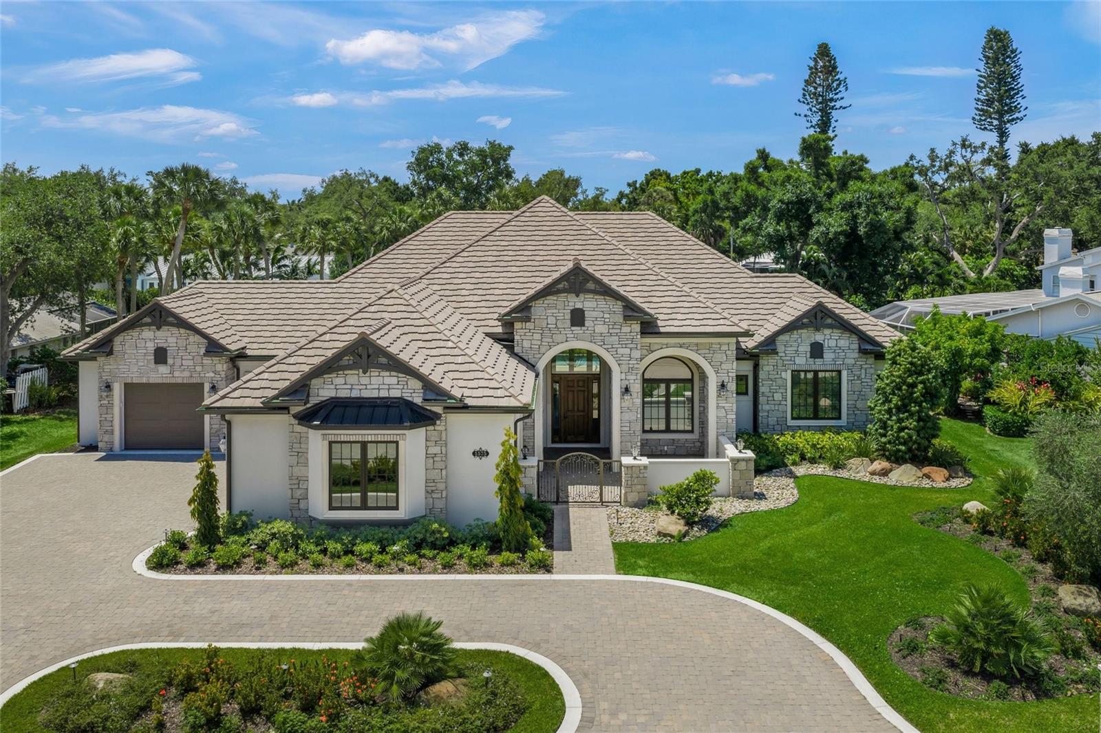 KENTWOOD ESTATES - Residential