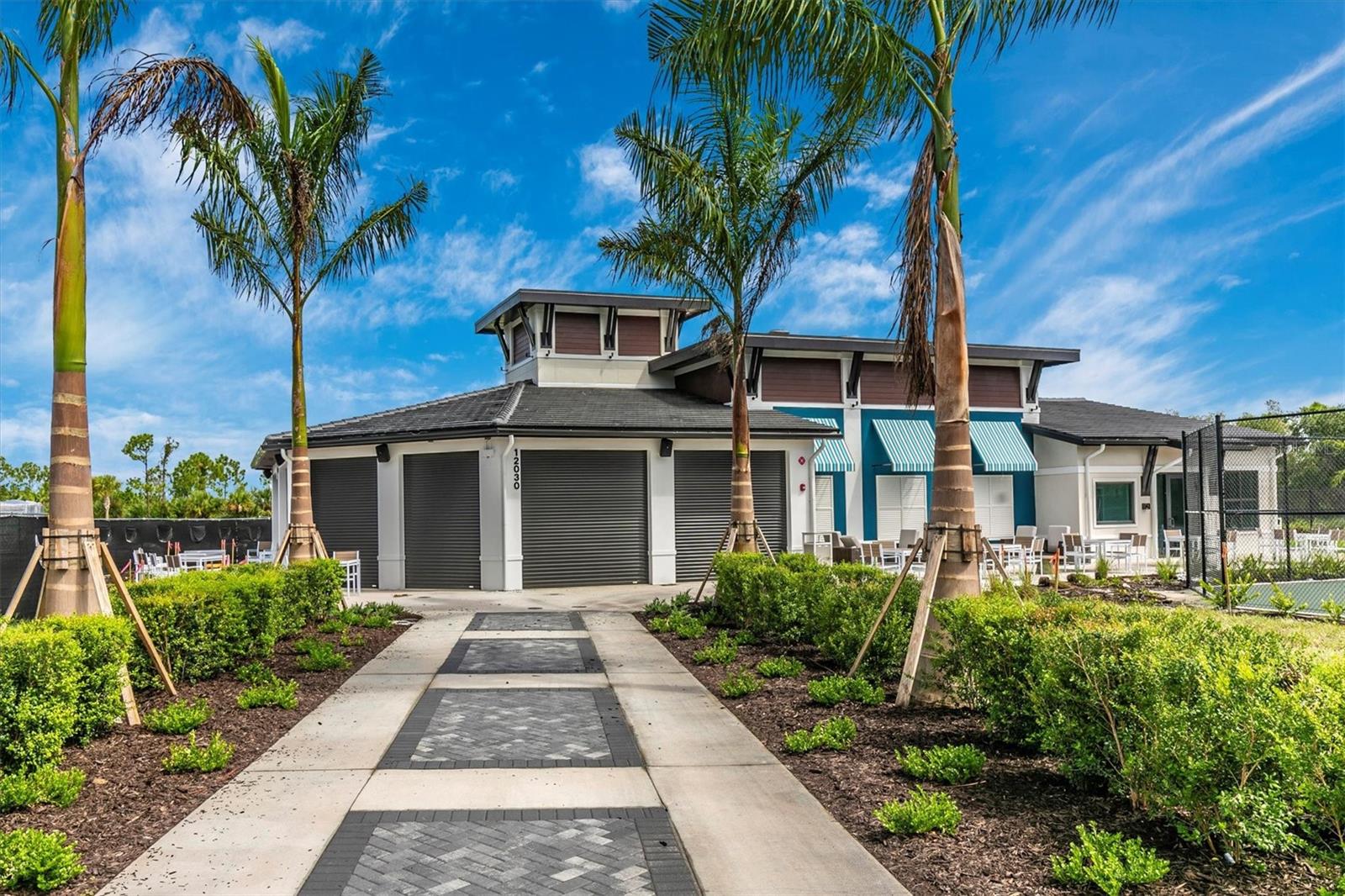 WELLEN PARK GOLF & COUNTRY CLUB - Residential