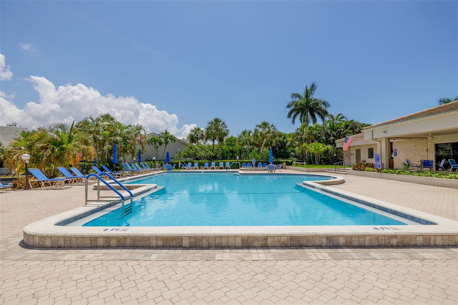 PASADENA COVE CONDO - Residential
