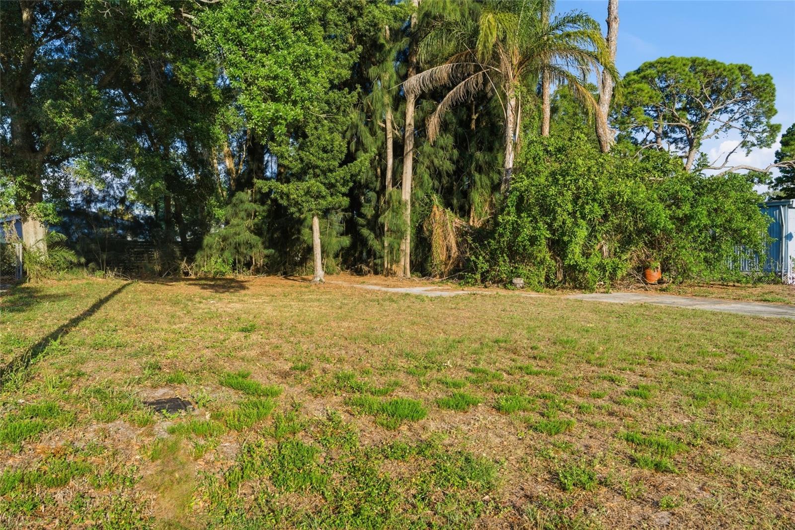 PARK HAVEN SUB - Land