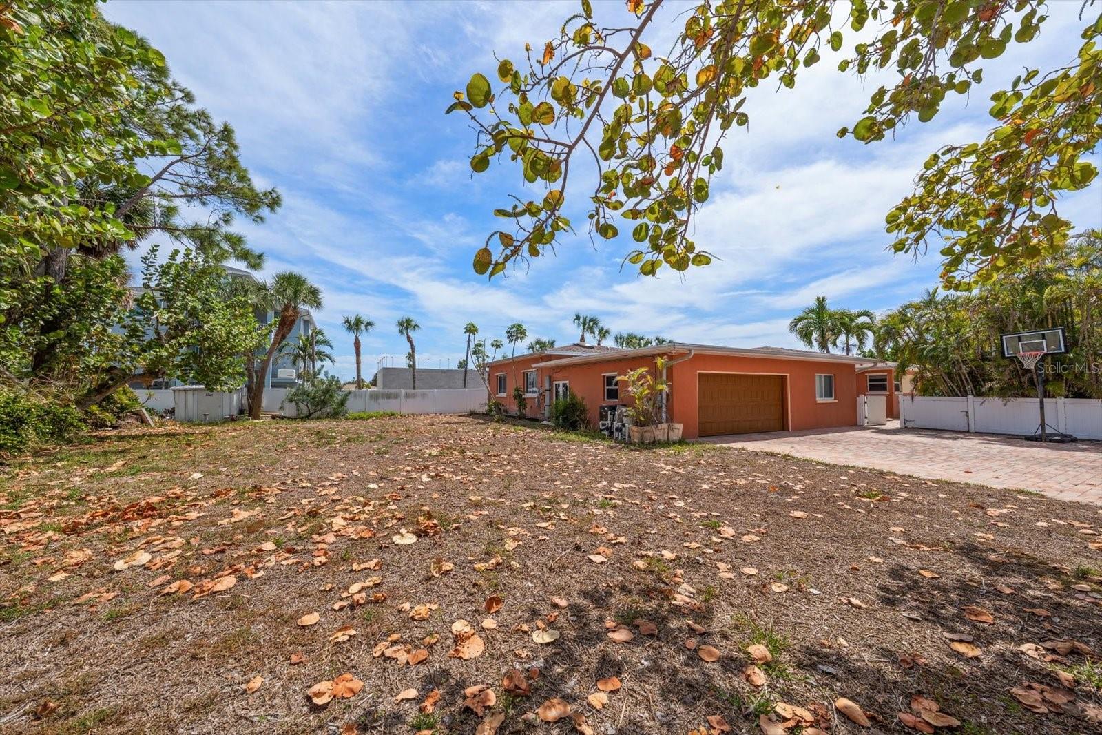 ST. PETERSBURG BEACH NORTH - Residential