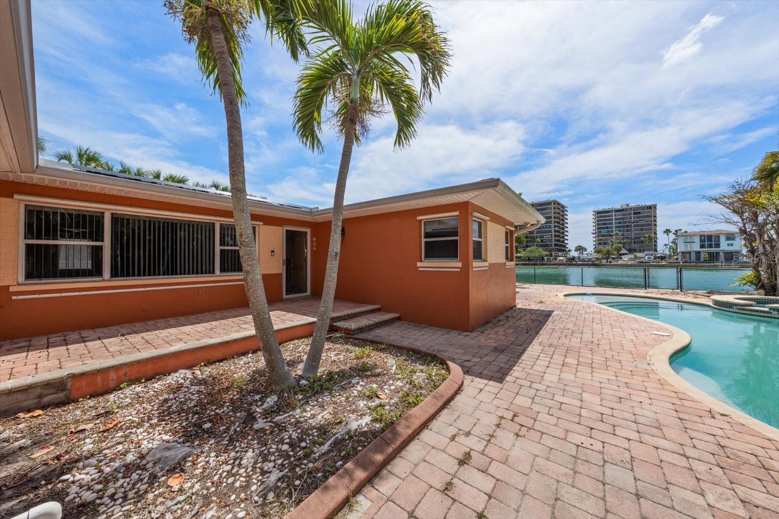 ST. PETERSBURG BEACH NORTH - Residential