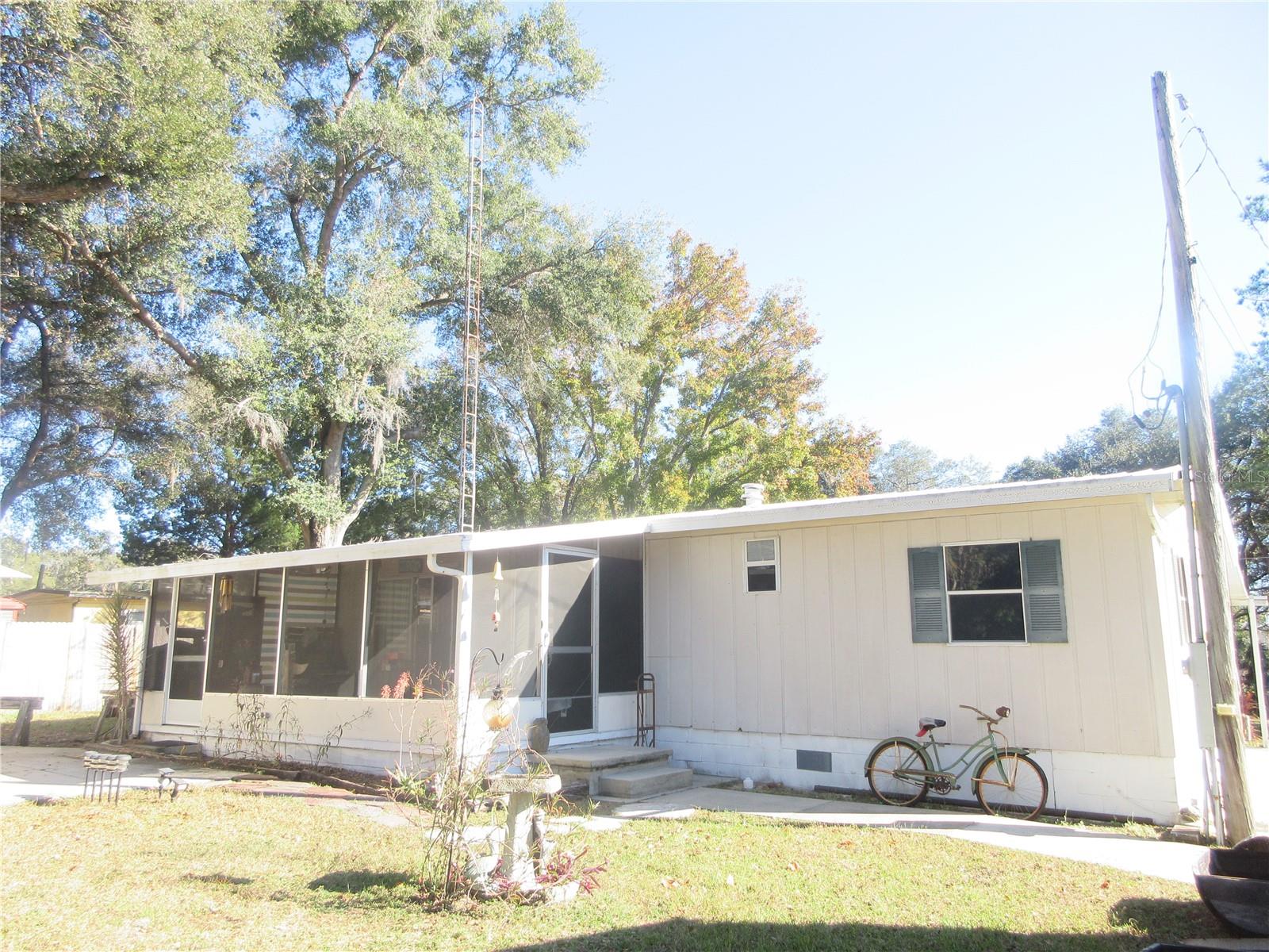 WOODS & LAKES - Residential