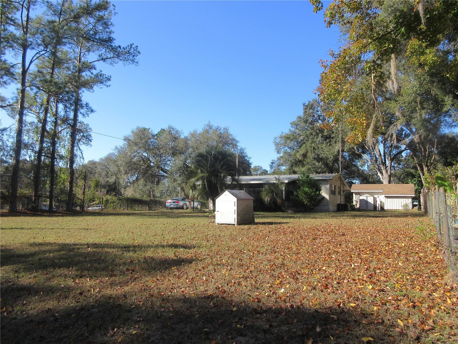 WOODS & LAKES - Residential