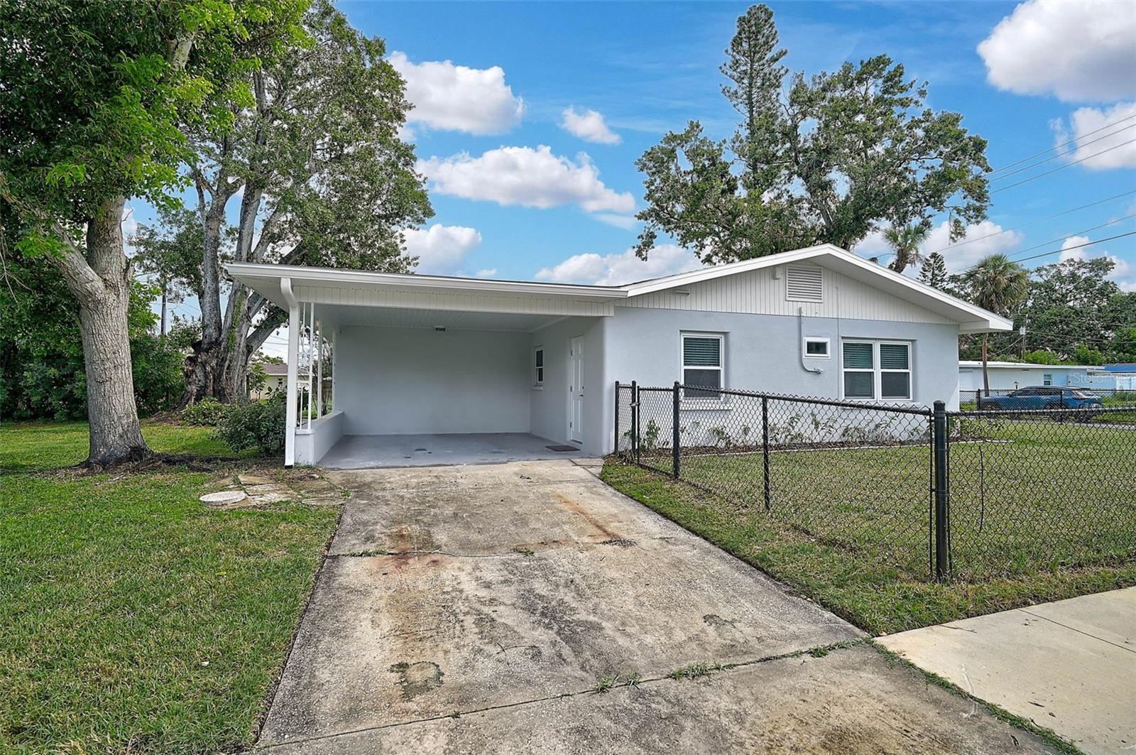 MANATEE GARDENS THIRD SEC - Residential