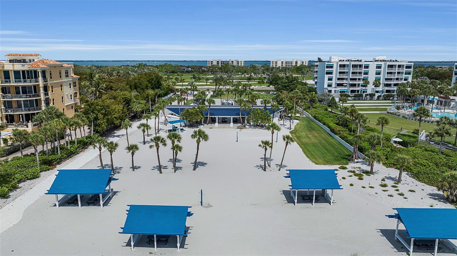 EMERALD POINTE SOUTH - Residential