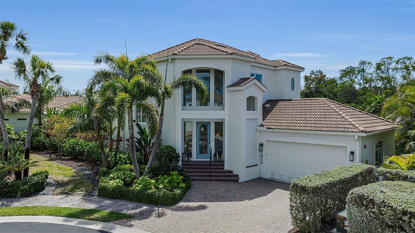 EMERALD POINTE SOUTH - Residential