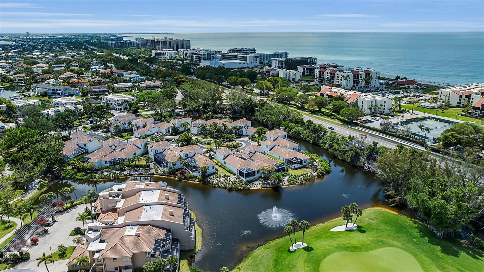EMERALD POINTE SOUTH - Residential