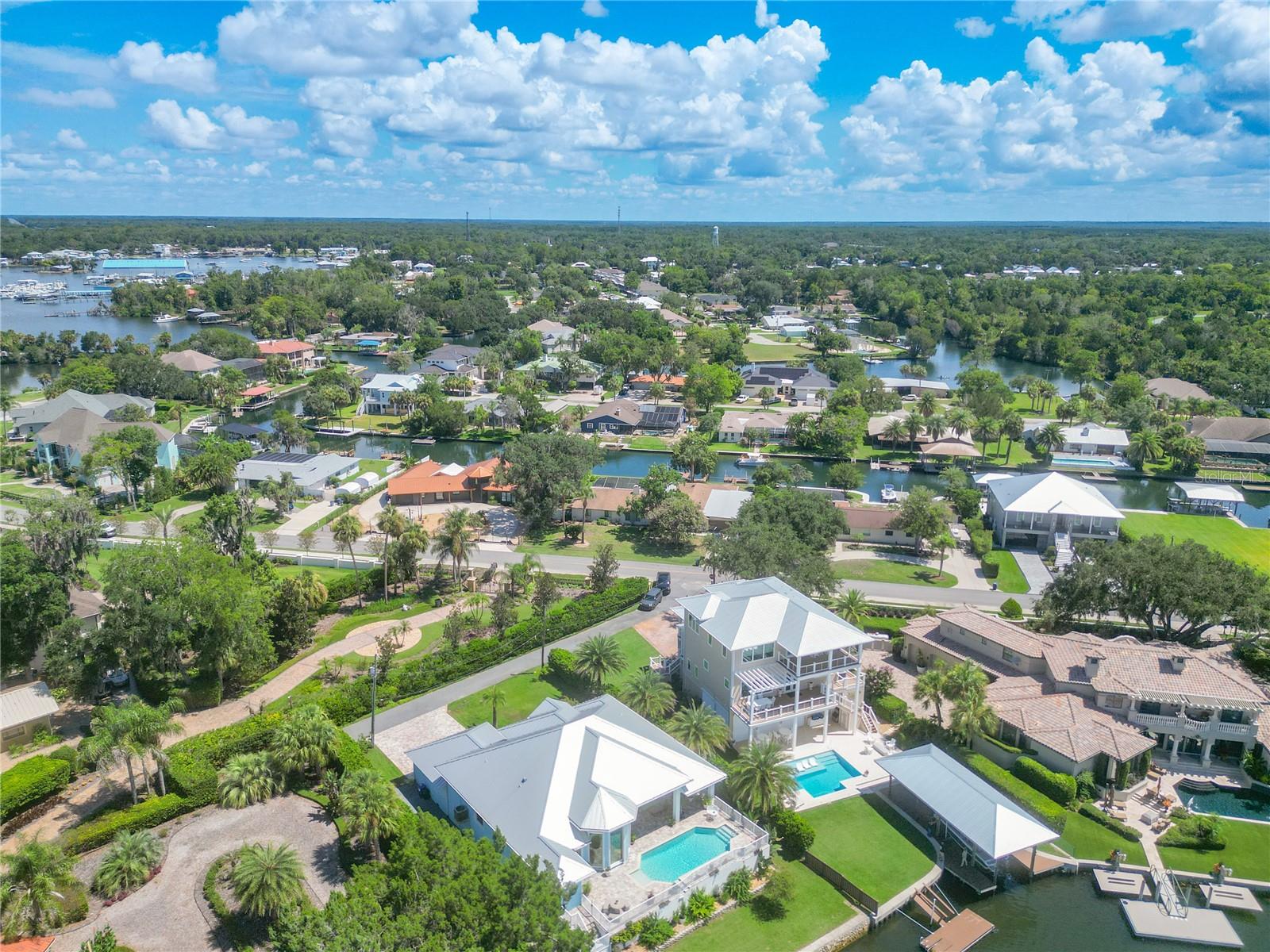 CRYSTAL RIVER WATERFRONT - Residential
