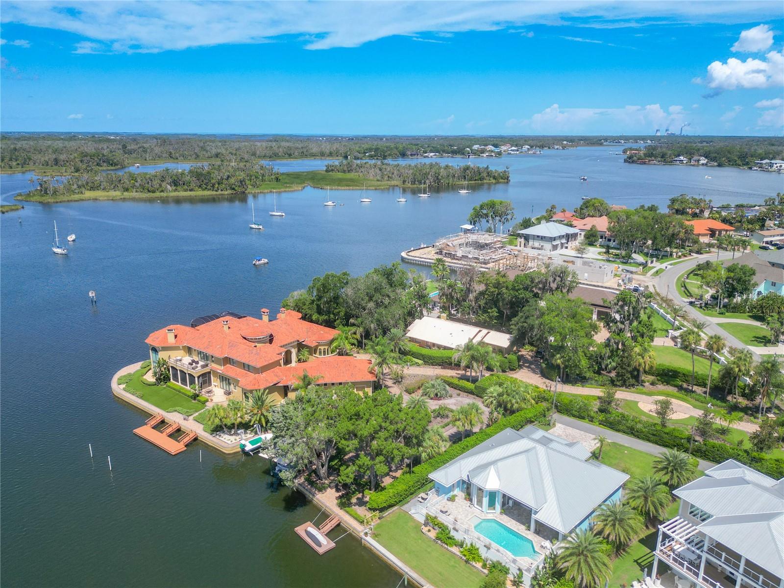 CRYSTAL RIVER WATERFRONT - Residential