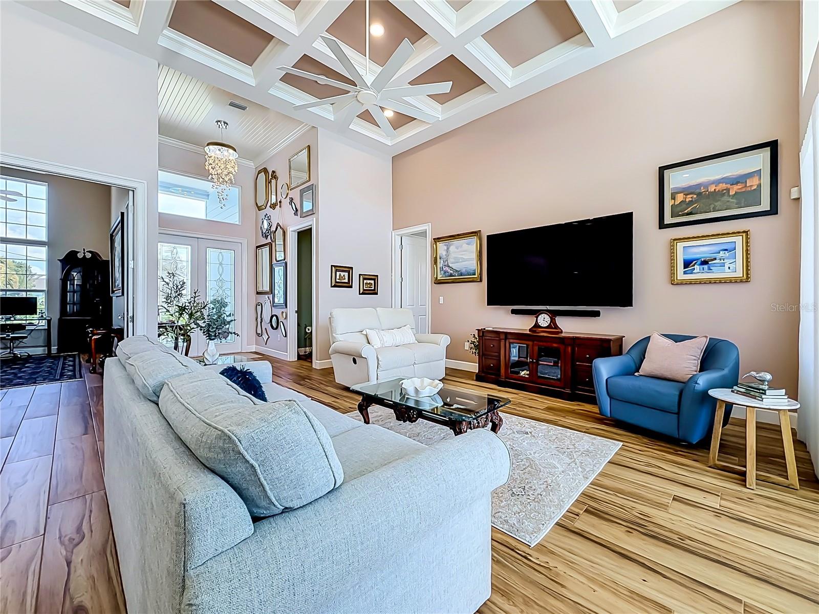 CRYSTAL RIVER WATERFRONT - Residential