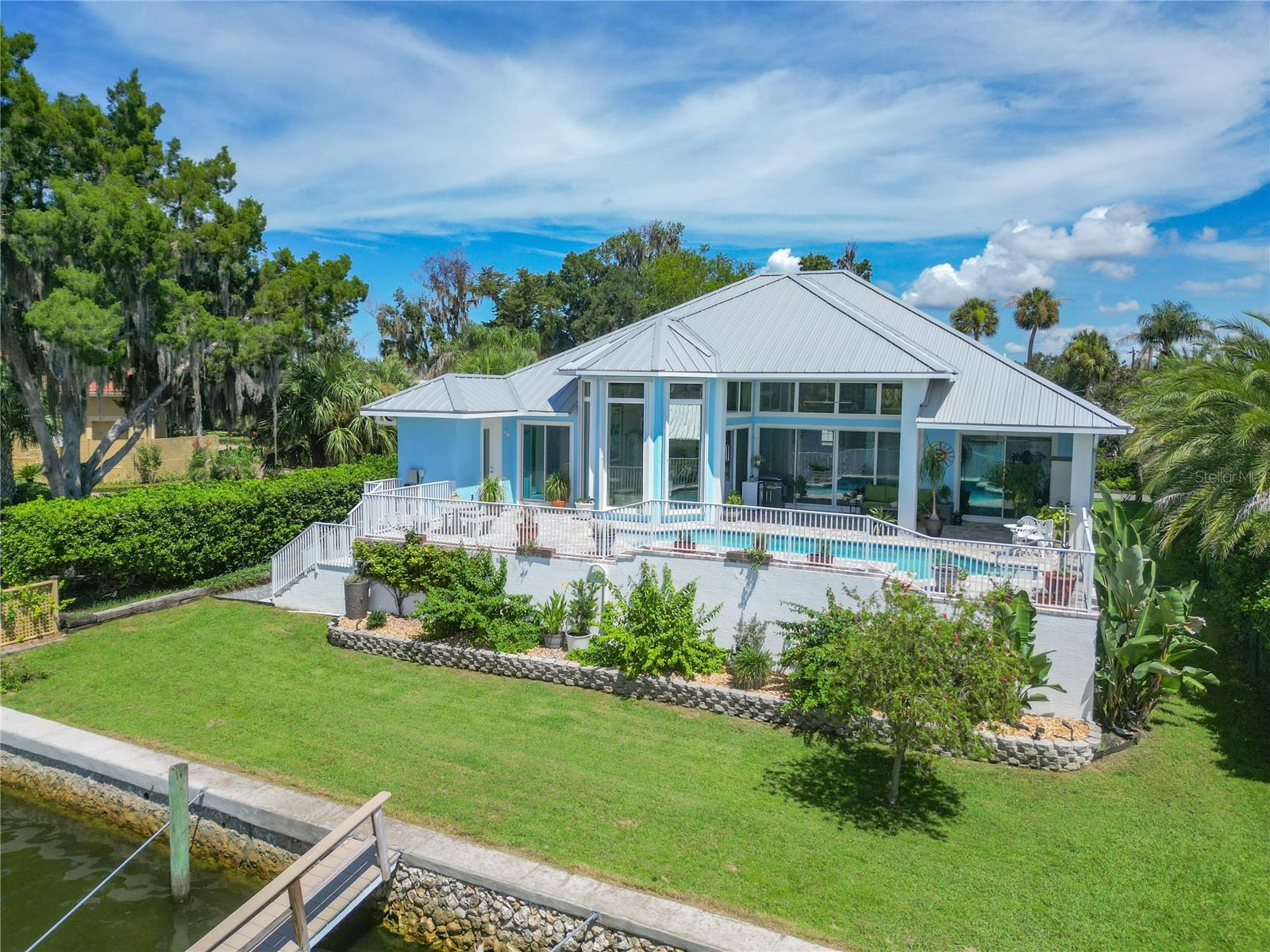 CRYSTAL RIVER WATERFRONT - Residential