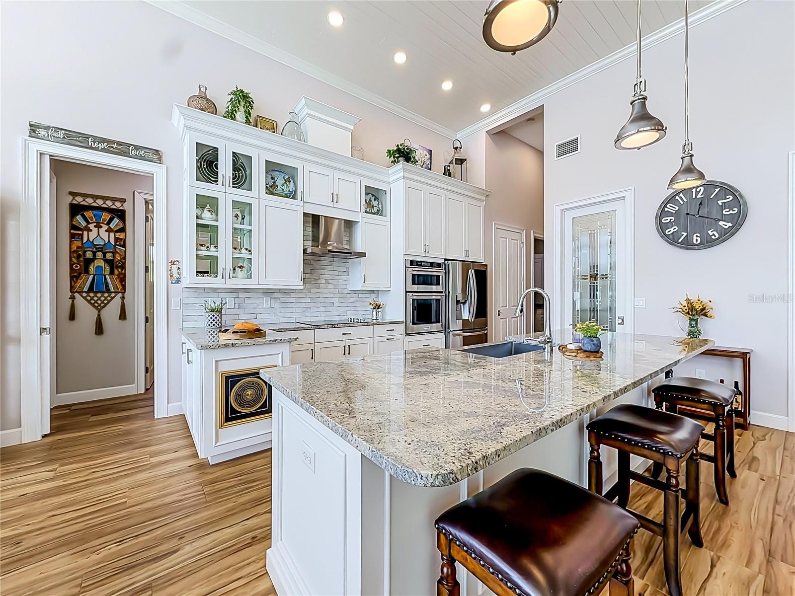 CRYSTAL RIVER WATERFRONT - Residential