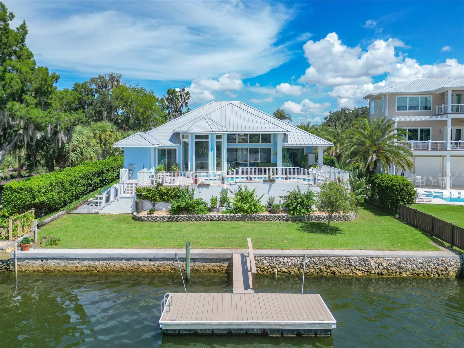 CRYSTAL RIVER WATERFRONT - Residential