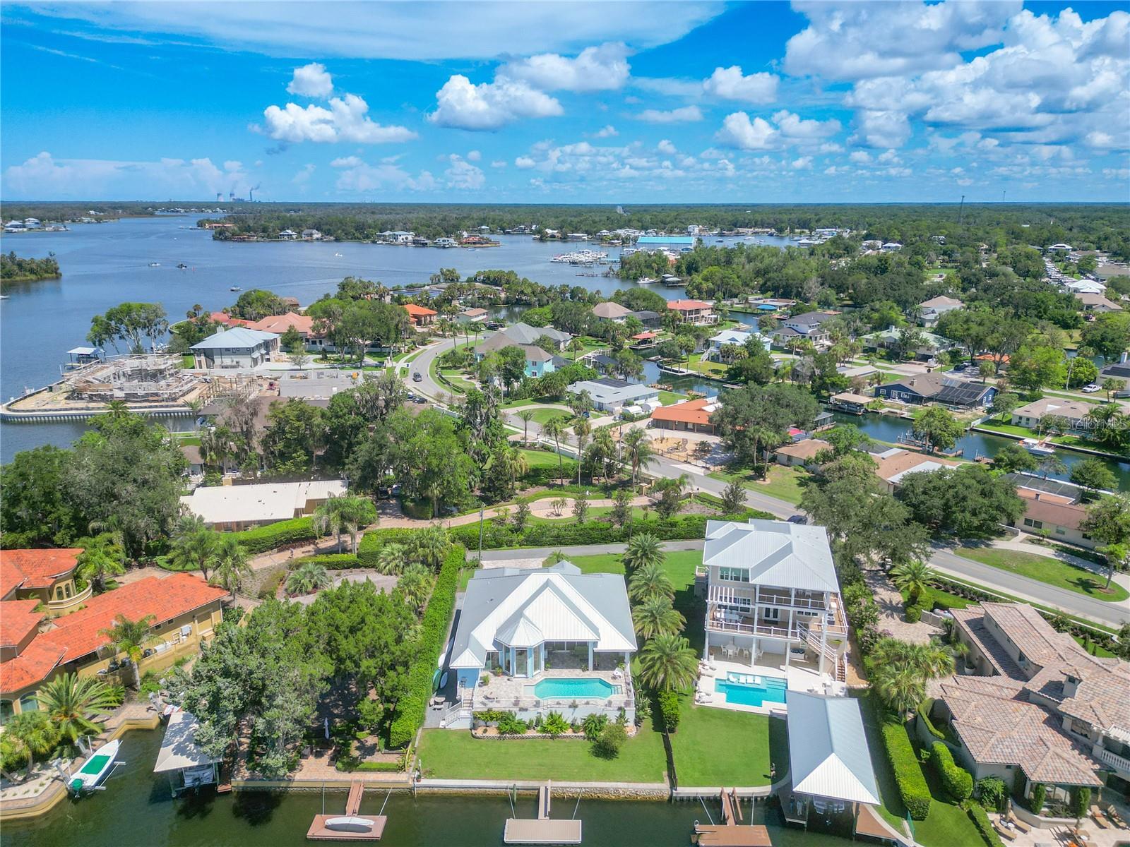 CRYSTAL RIVER WATERFRONT - Residential