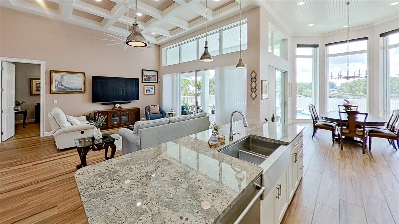 CRYSTAL RIVER WATERFRONT - Residential