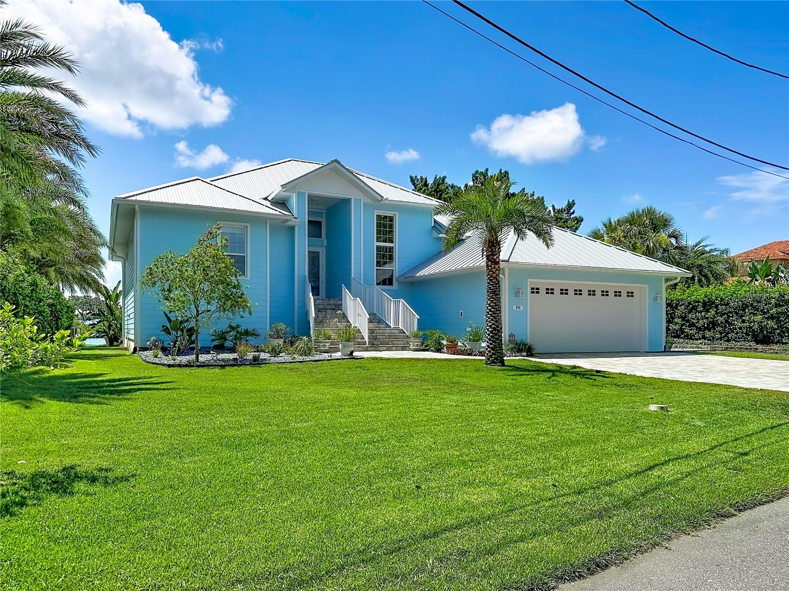 CRYSTAL RIVER WATERFRONT - Residential