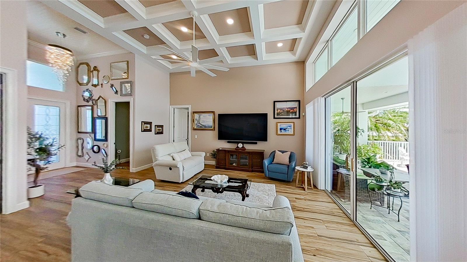CRYSTAL RIVER WATERFRONT - Residential