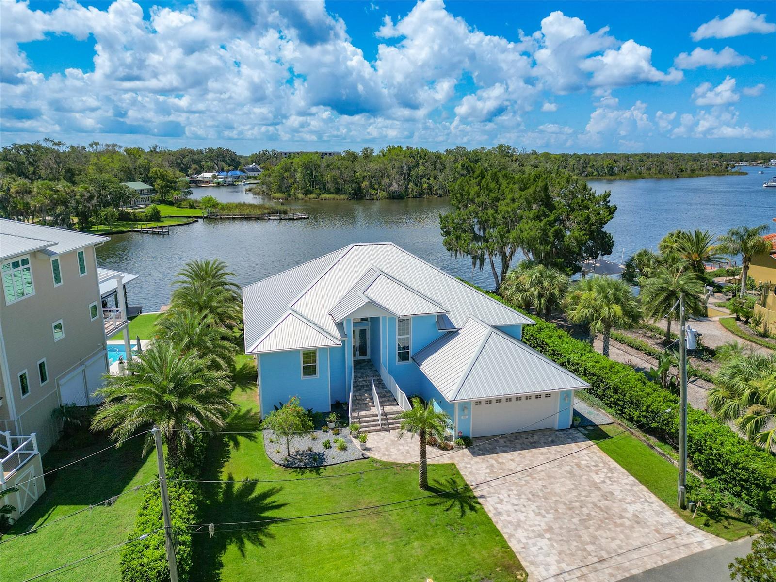 CRYSTAL RIVER WATERFRONT - Residential