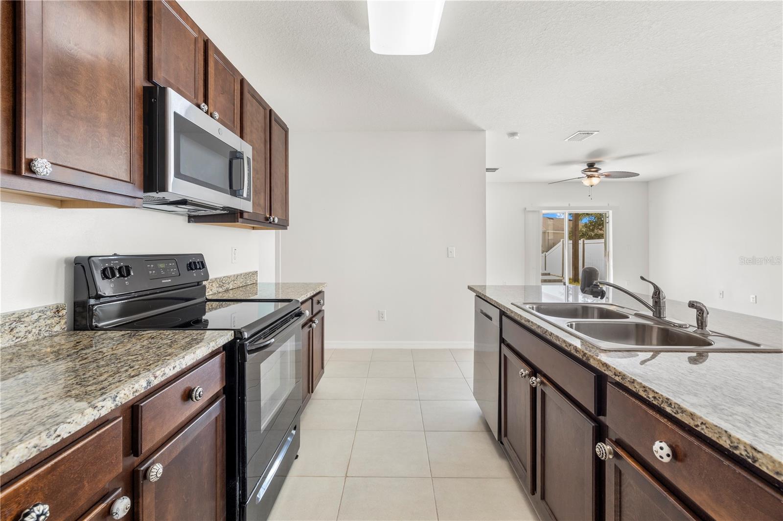 EPPERSON RANCH SOUTH PH 1 - Residential