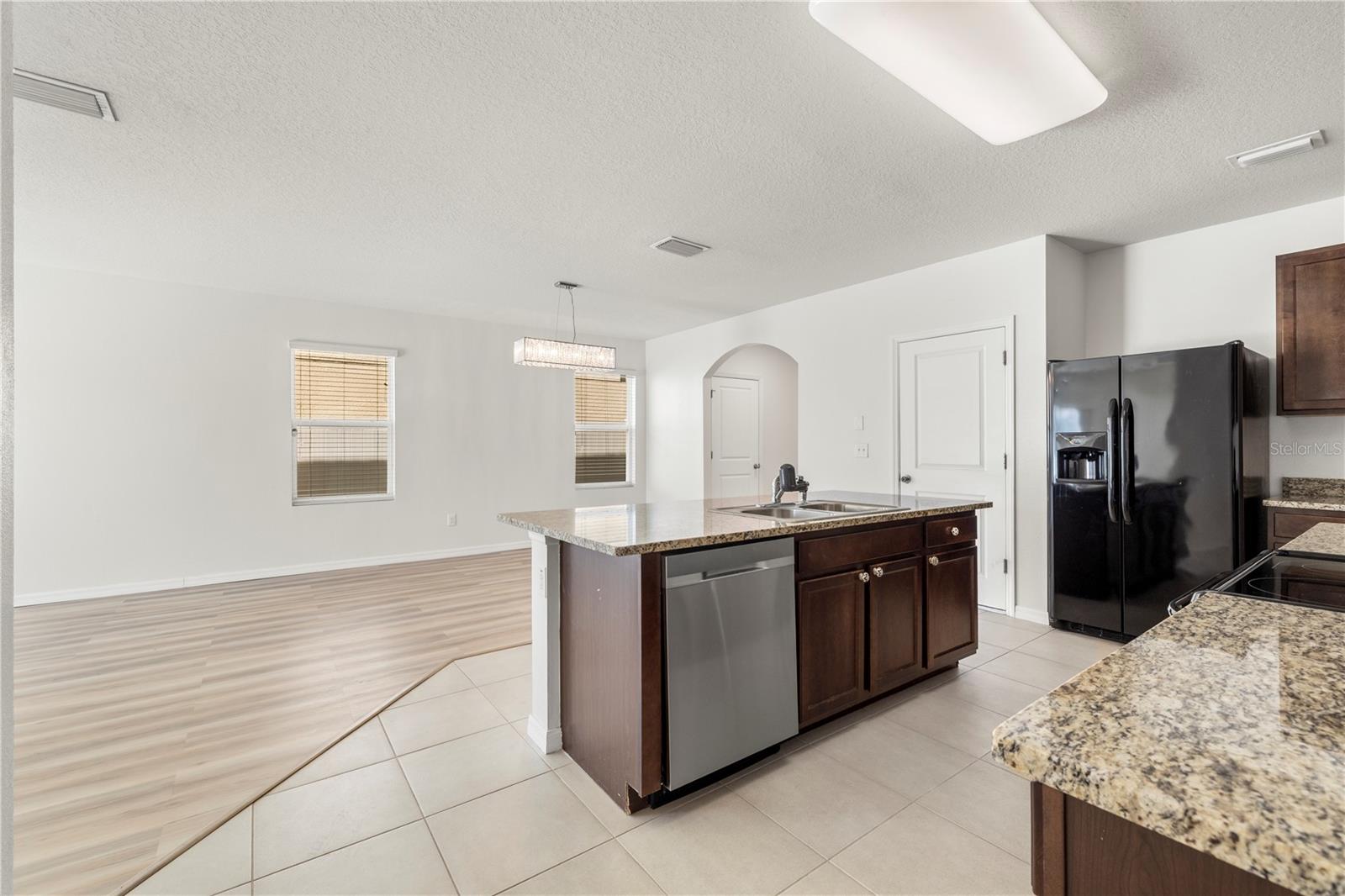 EPPERSON RANCH SOUTH PH 1 - Residential