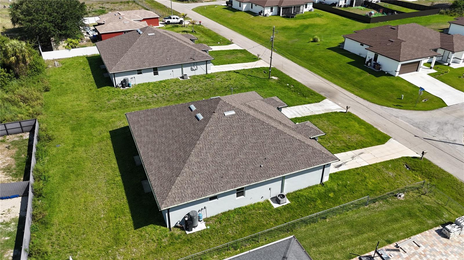 LEHIGH ESTATES - Residential Income